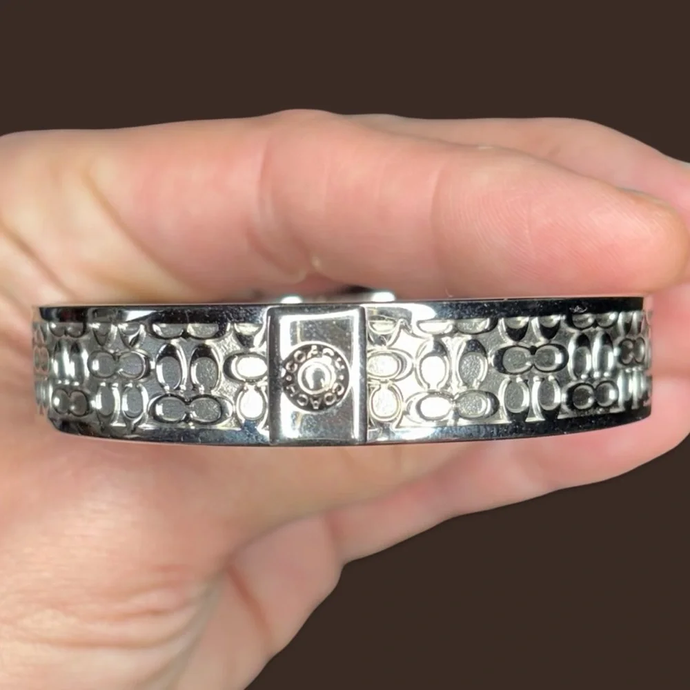 NWOT Coach Silver Logo Bangle